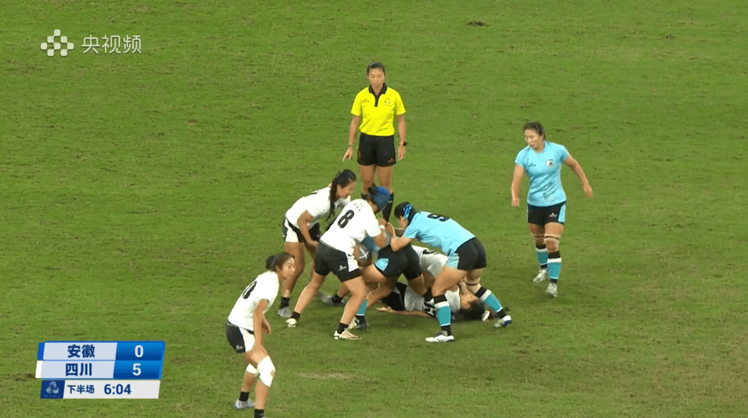 创造历史!眉山这群中学生代表四川,首获全运会女子七人制橄榄球铜牌