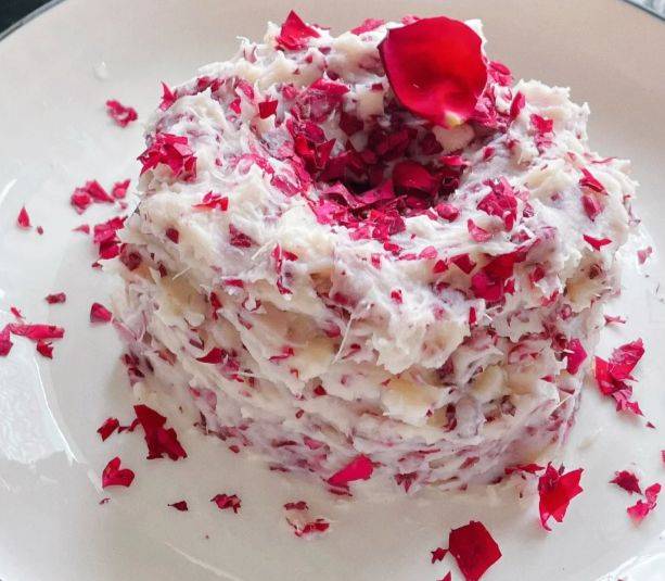 一碗花香绵密!湖南家常玫瑰山药泥,是餐桌的温柔诗意